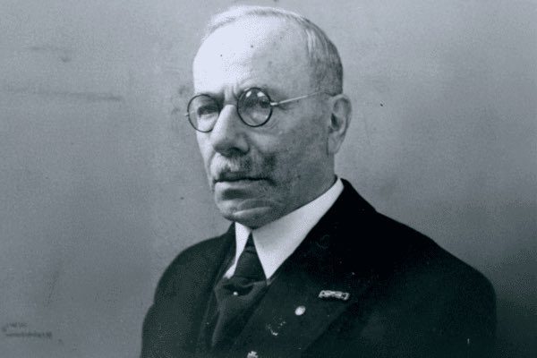 יהודי אנטישמי: